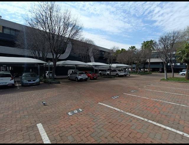 BUSINESS PROPERTY TO RENT IN CRESTA